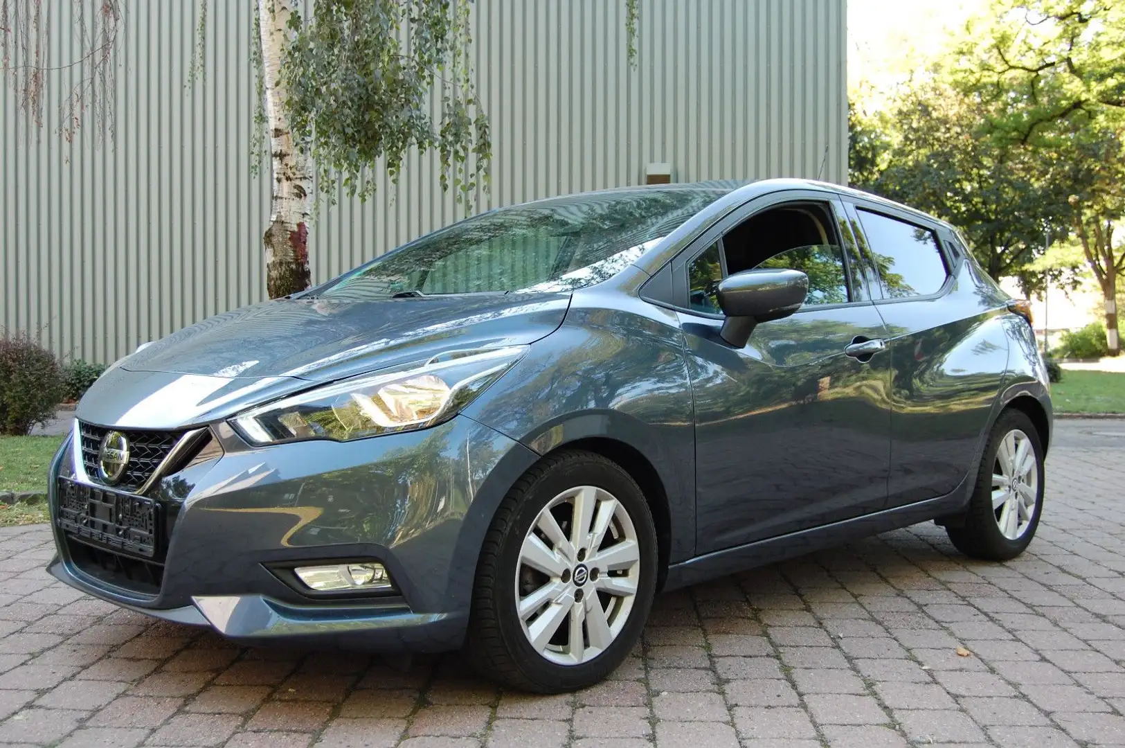 Nissan Micra N-Way 1.0 Automatik,Navi,Rückfahrkamera, Grau - 2