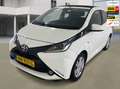 Toyota Aygo 1.0 VVT-i x-wave 1e Eig. 4.978 km +NAP NL-auto Blanc - thumbnail 1