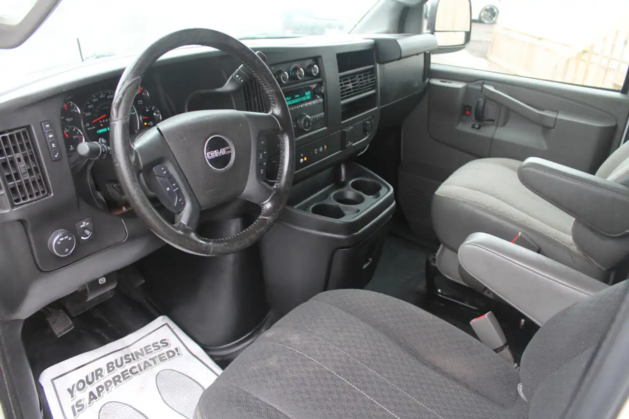 GMC 2500 снимка GMC 2500