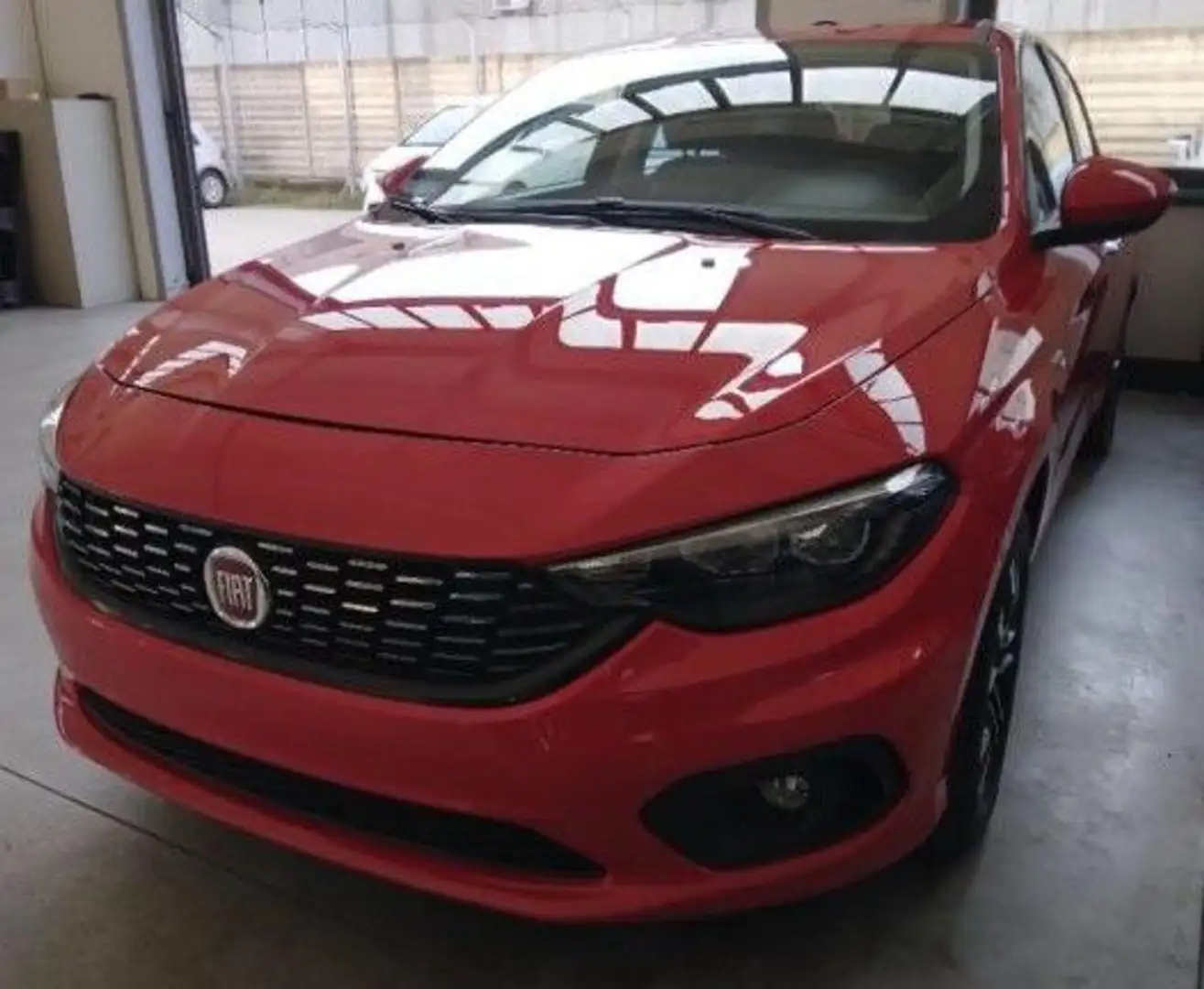 Fiat Tipo 1.3 CDTI 5 porte Mirror Rouge - 1