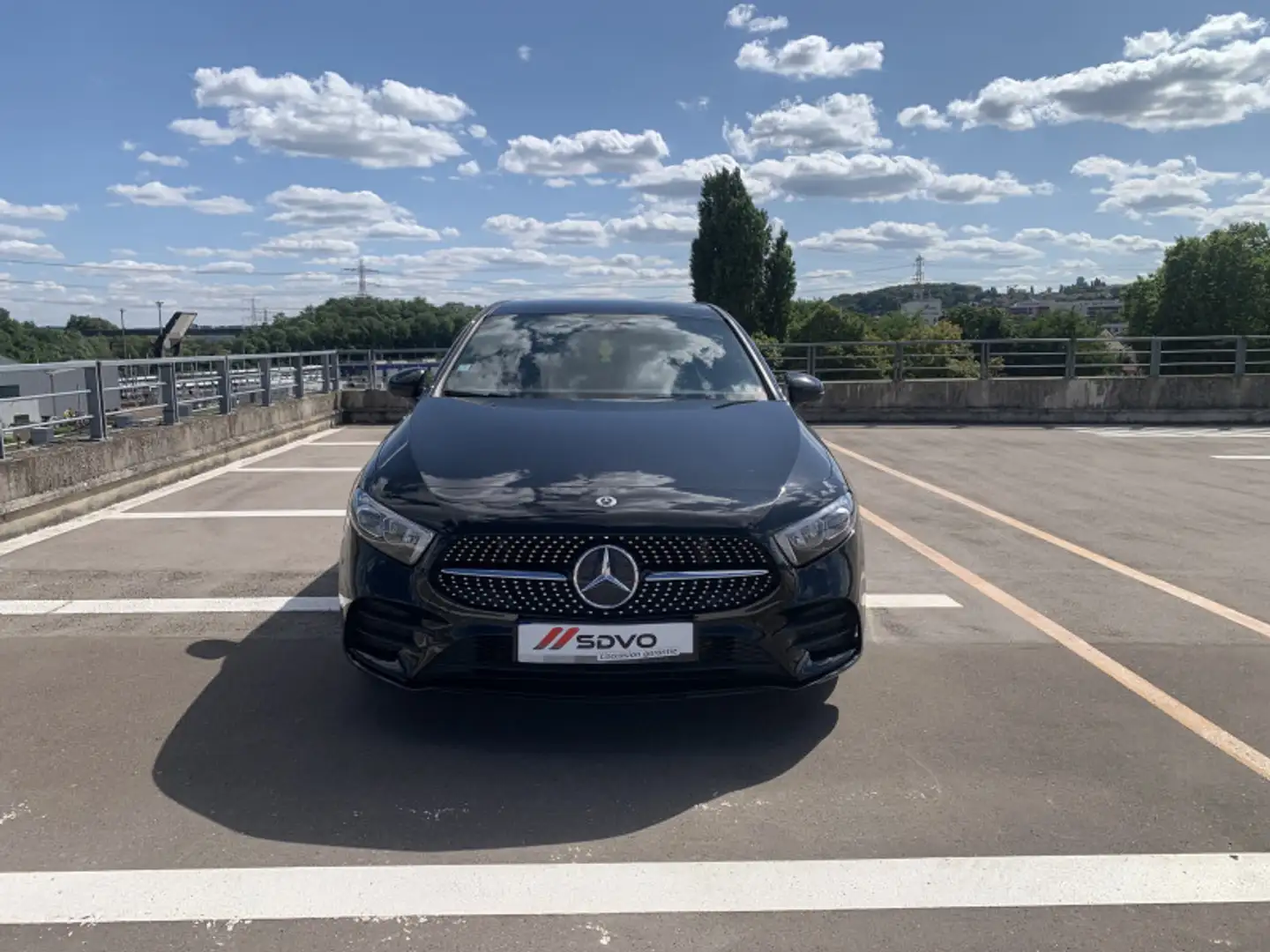 Mercedes-Benz A 180 180 D 116CH AMG LINE 7G-DCT Noir - 1
