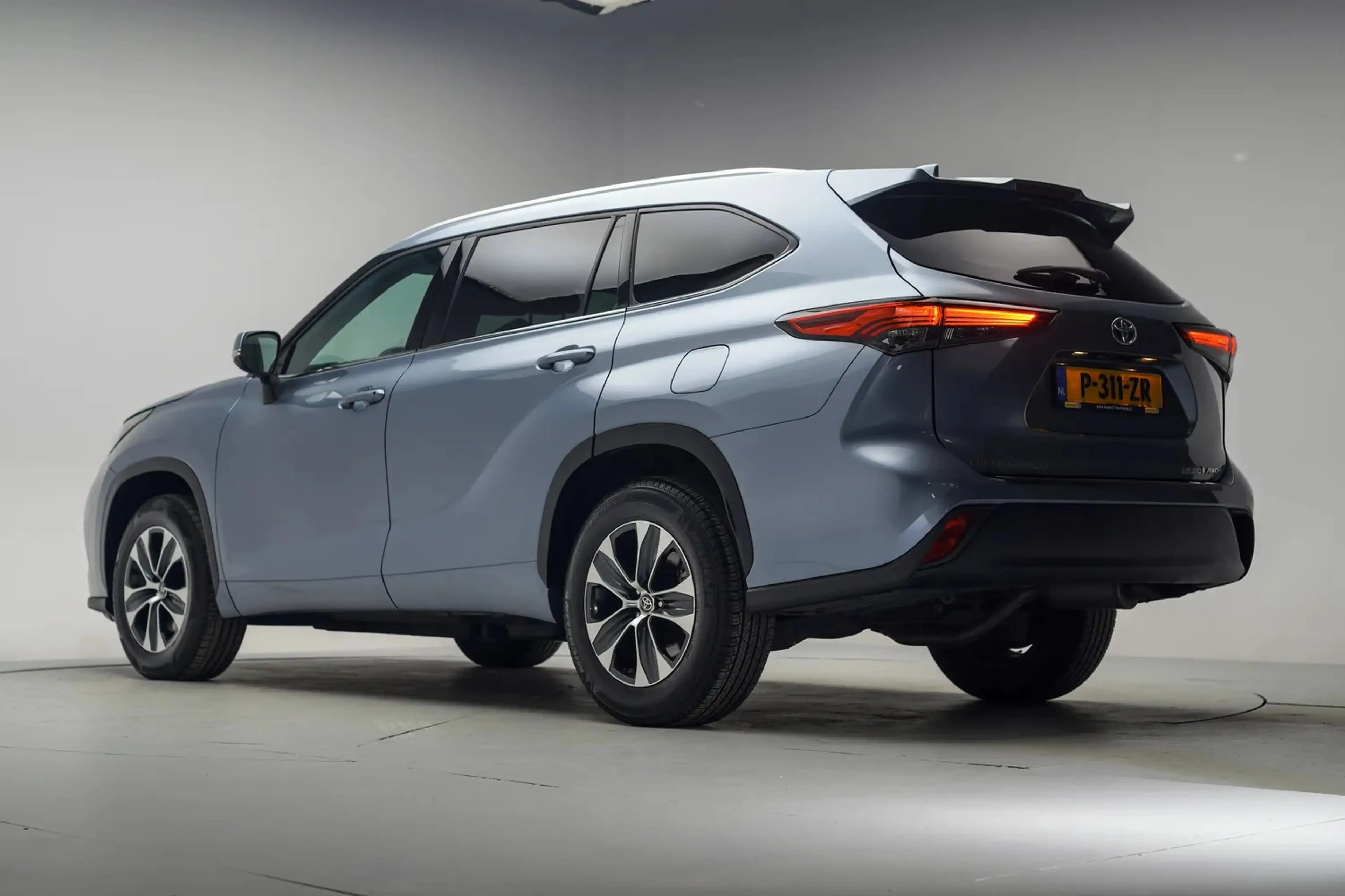 Toyota Highlander 2.5 AWD Hybrid Business Edition 7-Pers. [ LED Lede — photo 3