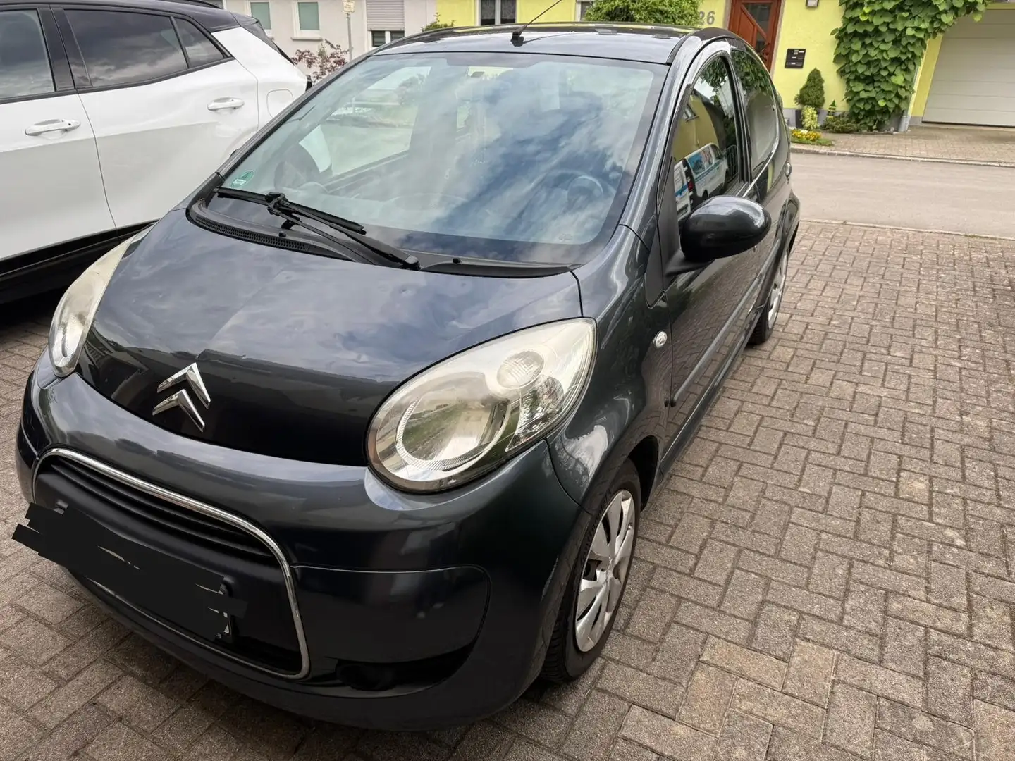 Citroen C1 C1 1.0 EGS Style Grau - 1