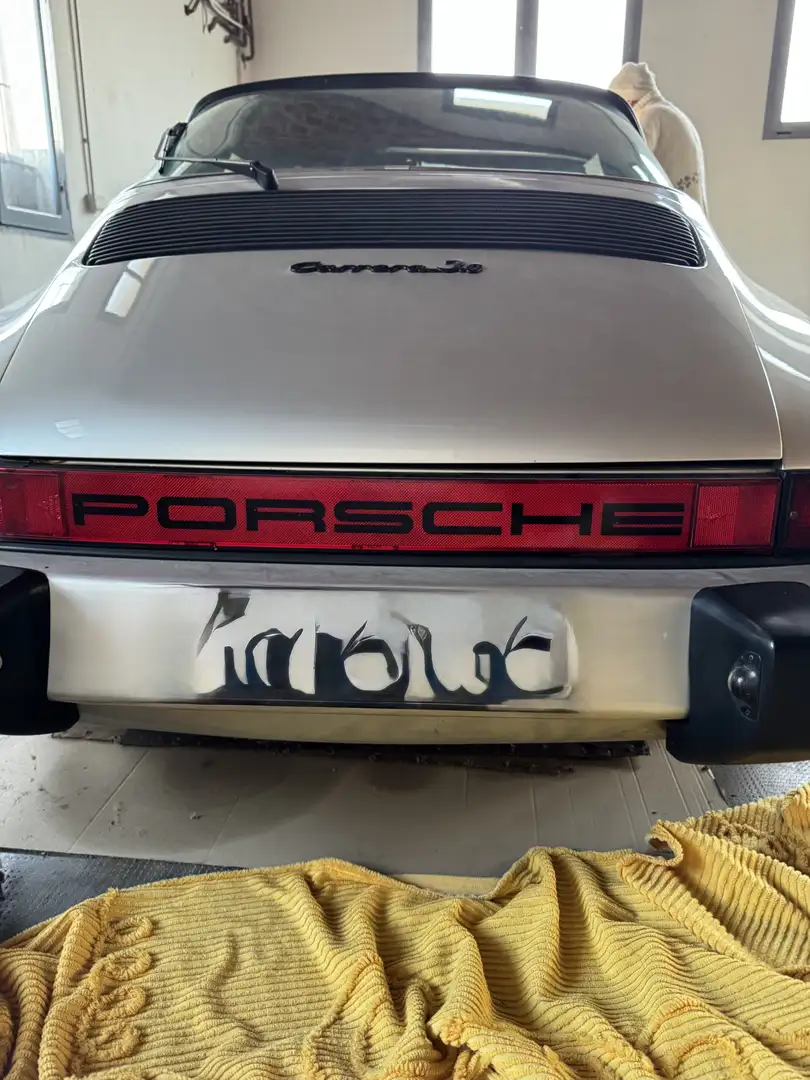 Porsche 911 Carrera 3.0 1977 Targa - 2