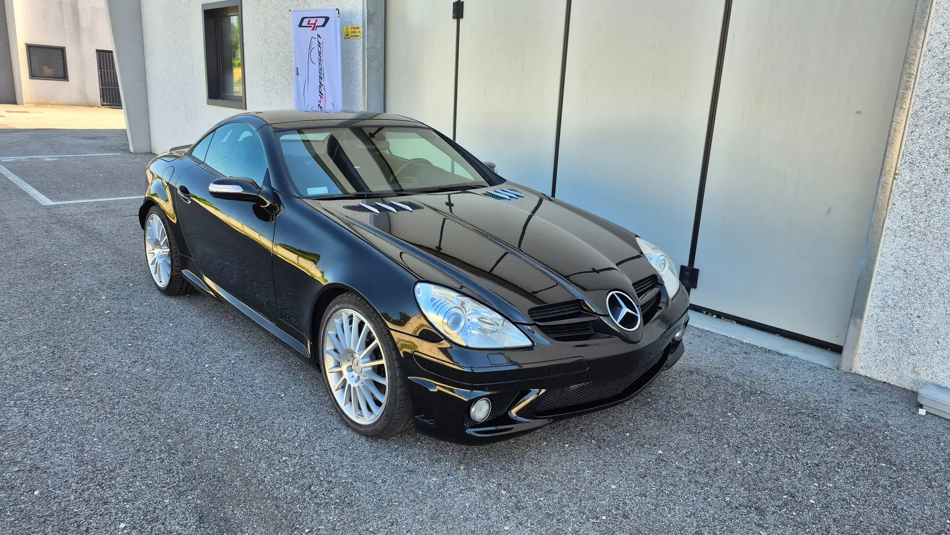 Mercedes-Benz SLK 55 AMG SLK 55 AMG Schwarz - 2