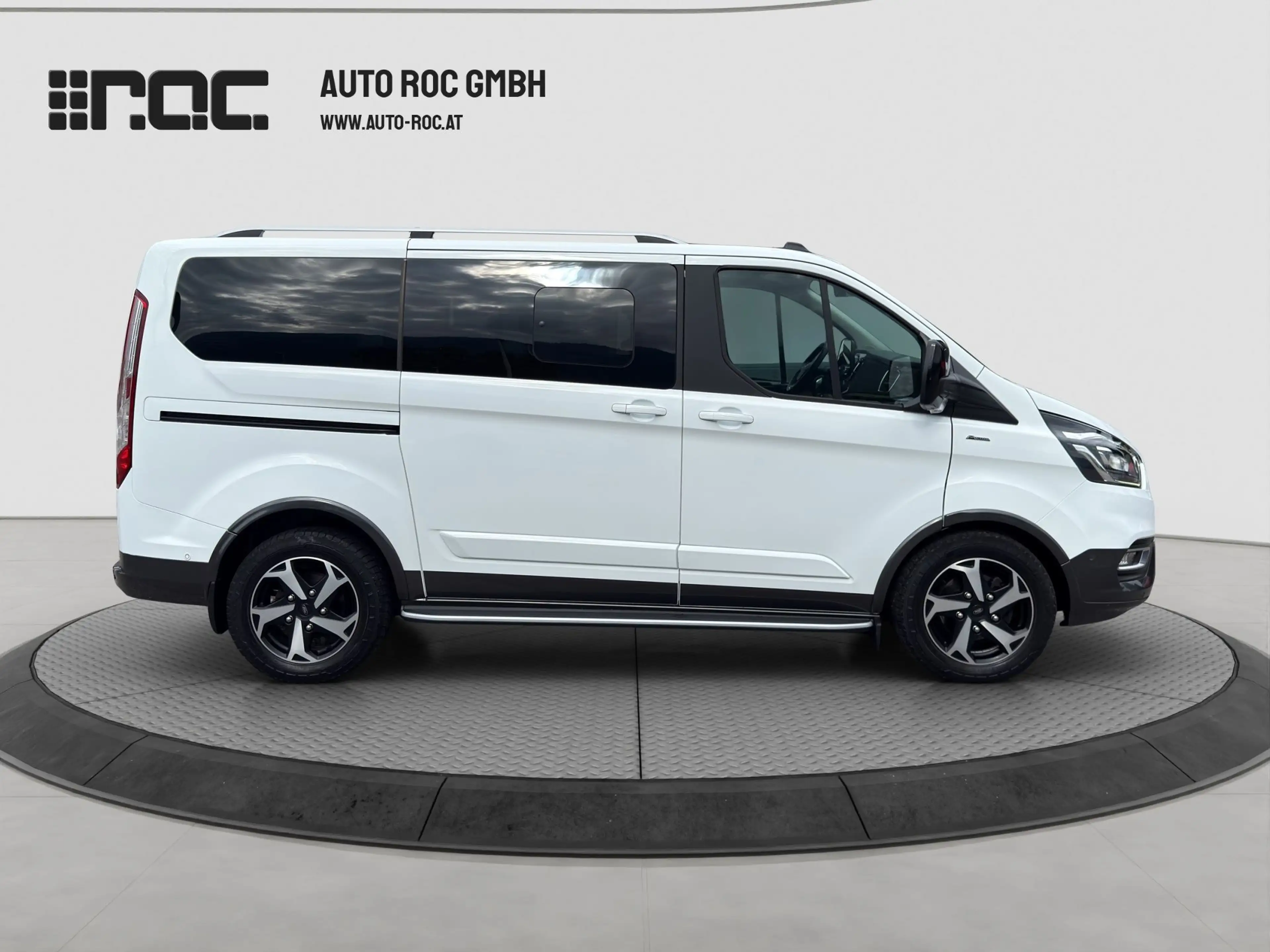 Ford Tourneo Custom 2.0 TDCi 320 L1 Active Aut. Bi-Xenon/AHK/STH/Kame — photo 6
