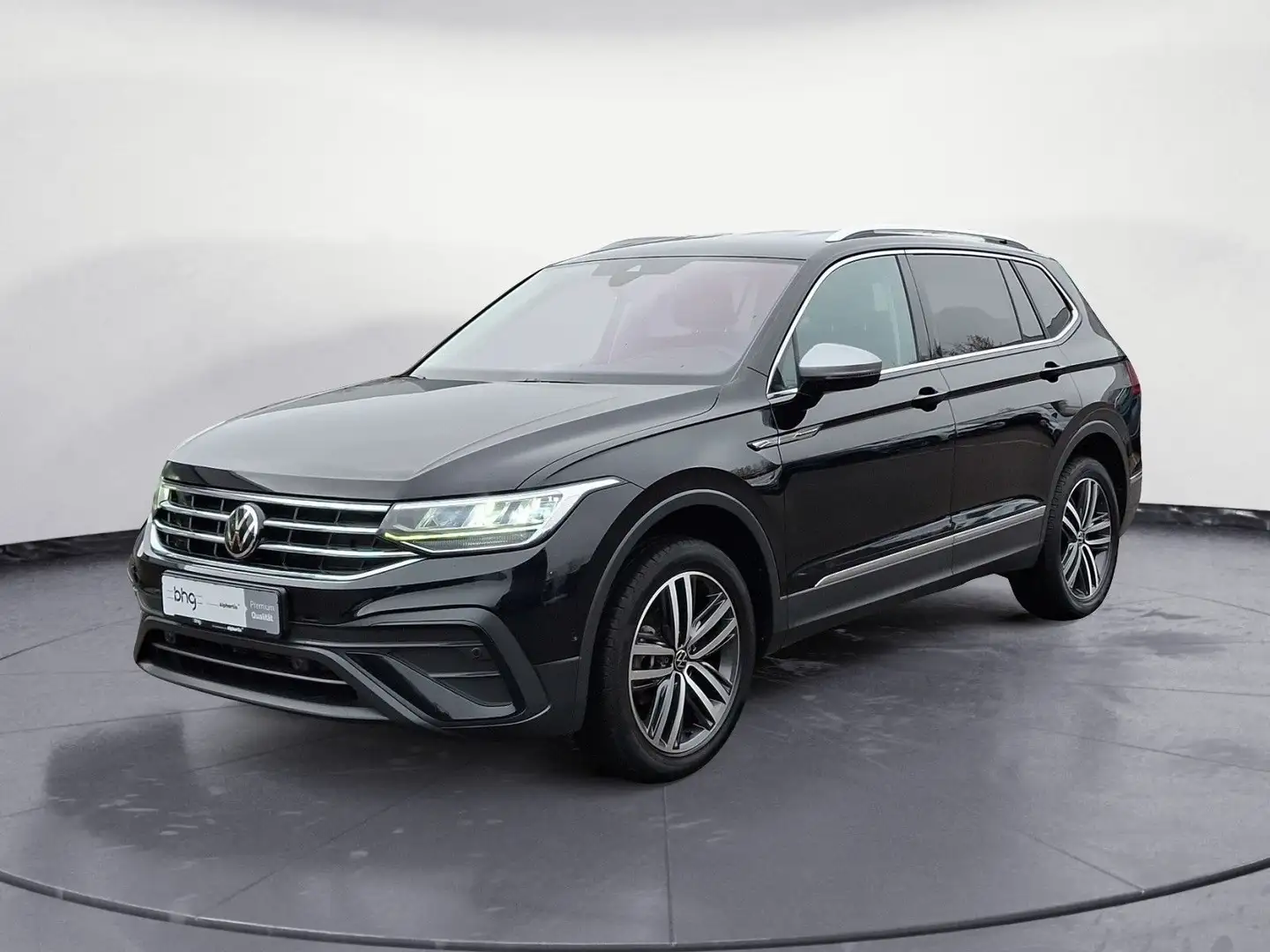 Volkswagen Tiguan Allspace 2.0 TDI SCR DSG Life Schwarz - 2