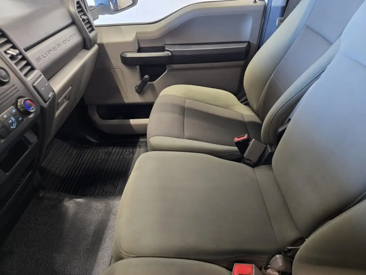Ford F 550 снимка Ford F 550