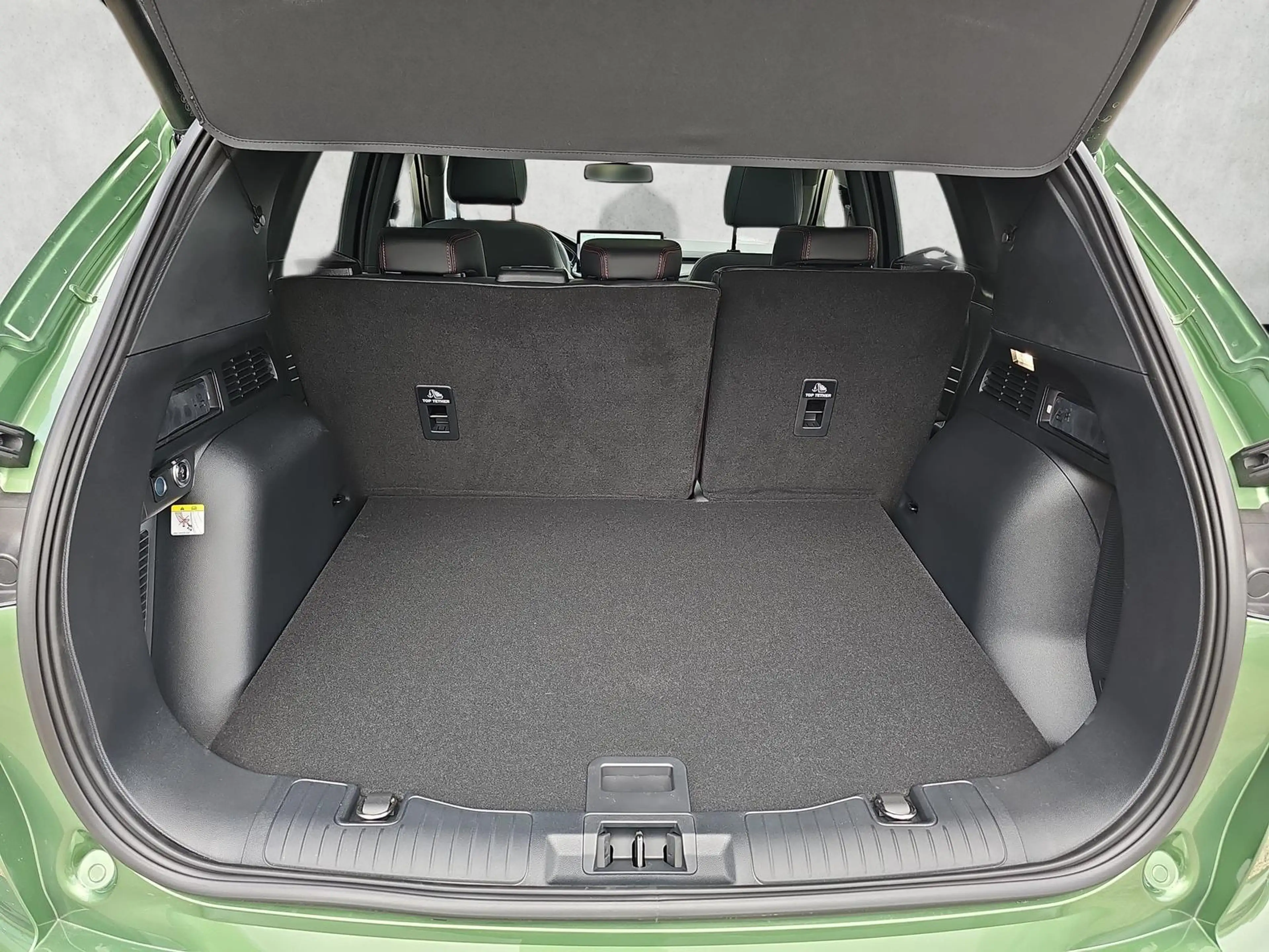 Ford Kuga Plug-In Hybrid ST-Line X 2.5 PHEV Blackpaket AH... — photo 14