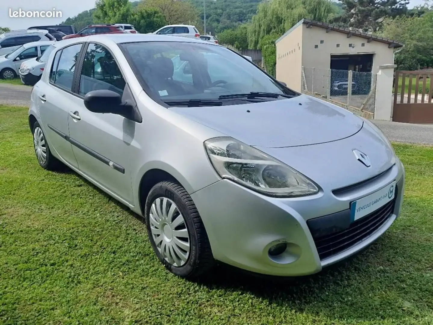 Renault Clio III 1.5 dCi 70ch Révisé & kit distribution neuf ga Gris - 1