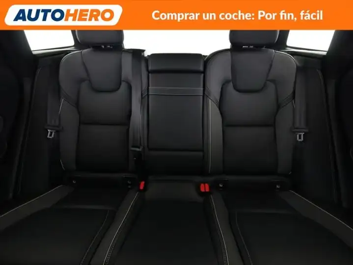 Volvo XC60 2019, foto 16