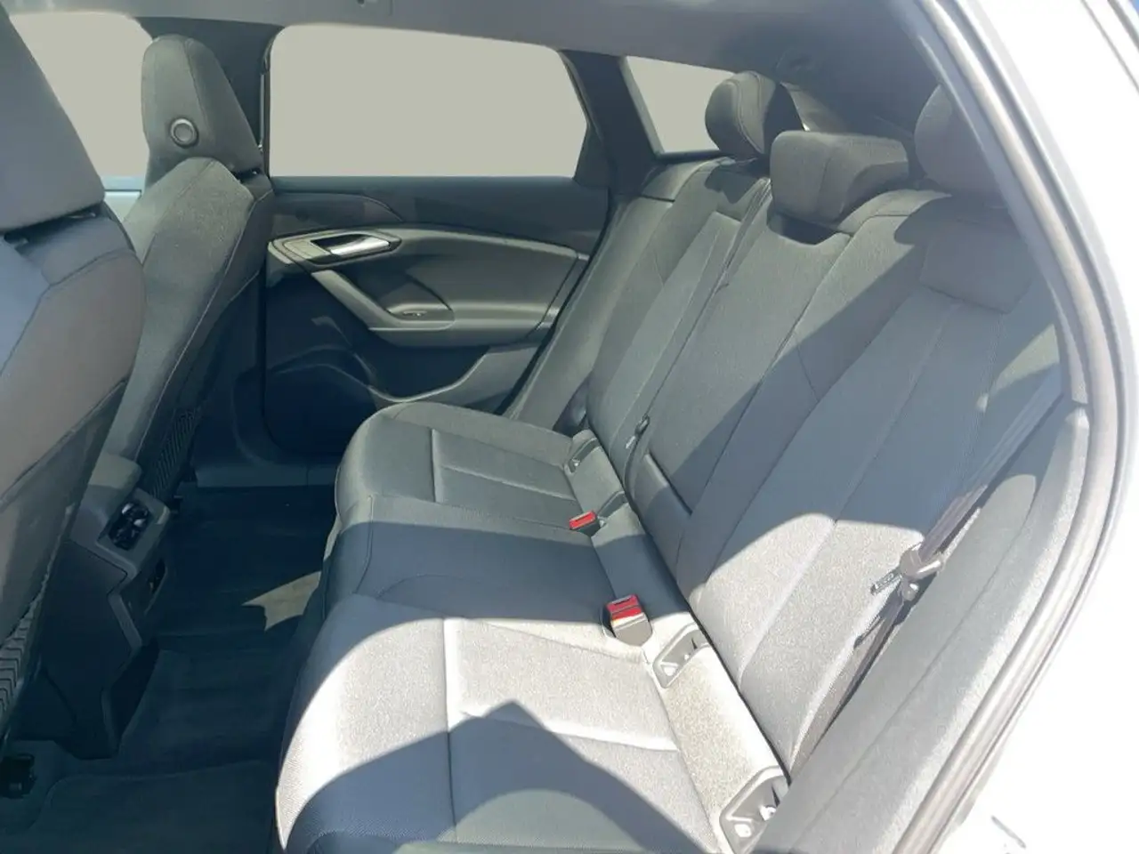 Audi A6 e-tron performance 270 kW S line busine 15