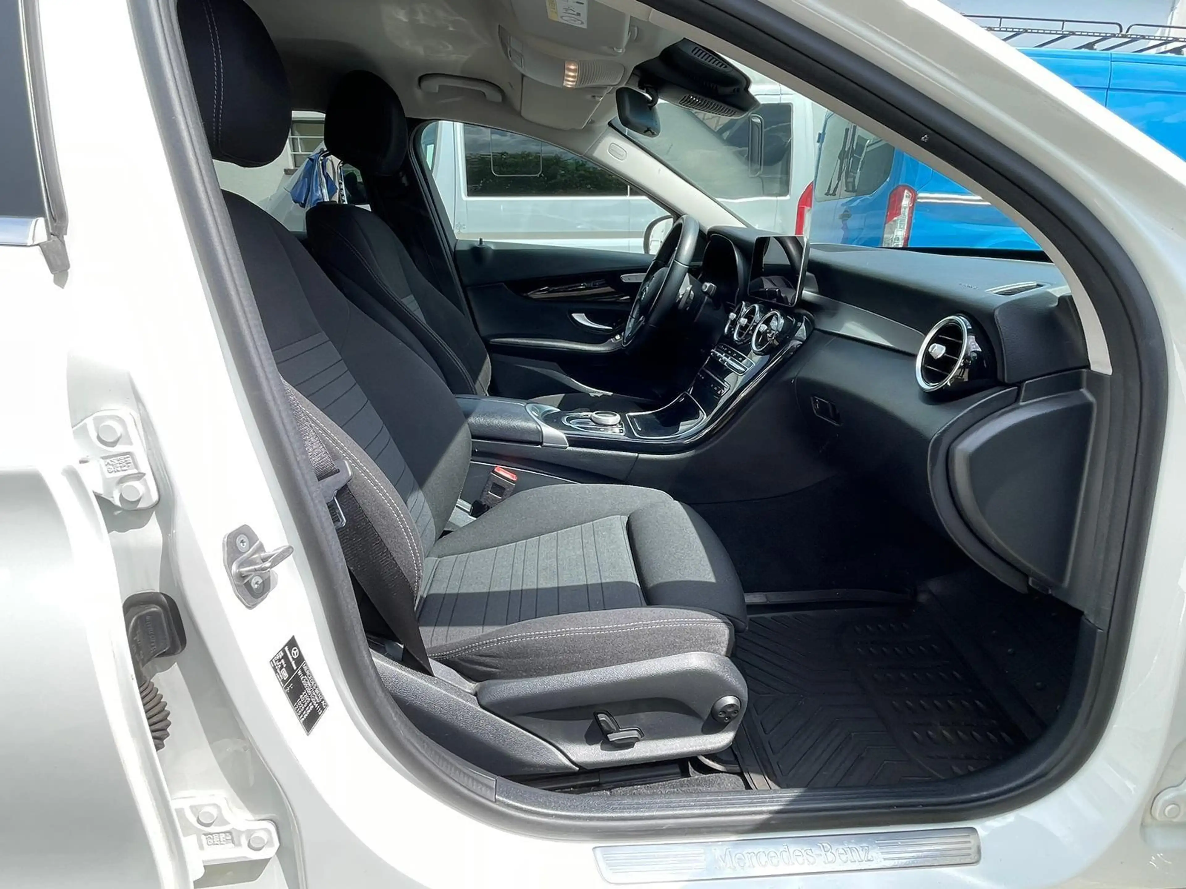 Mercedes-Benz C 180 T d Kombi//Aut.//2.Hand//AHK//TOPZUSTAND// — photo 5