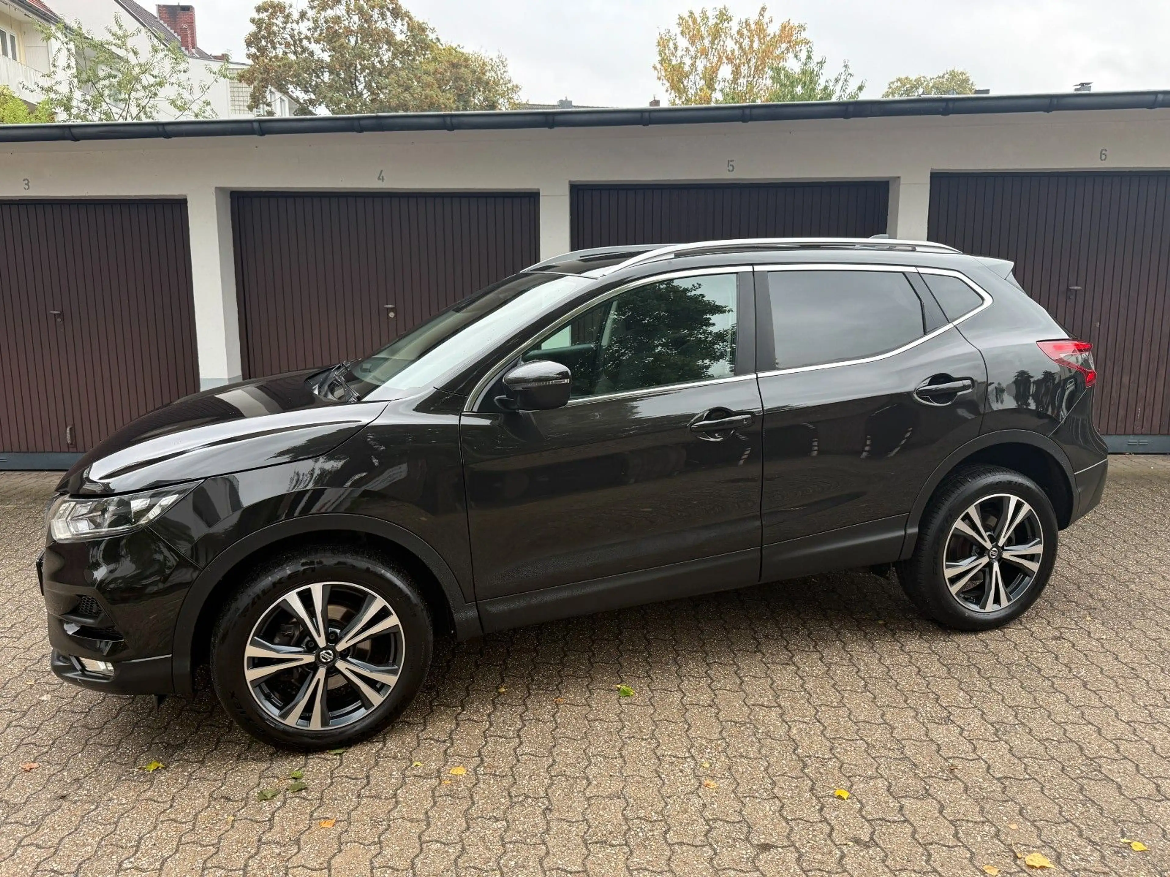 Nissan Qashqai N-Way 4x4/Pano/Kamera/SHZ/LED/Navi — photo 6