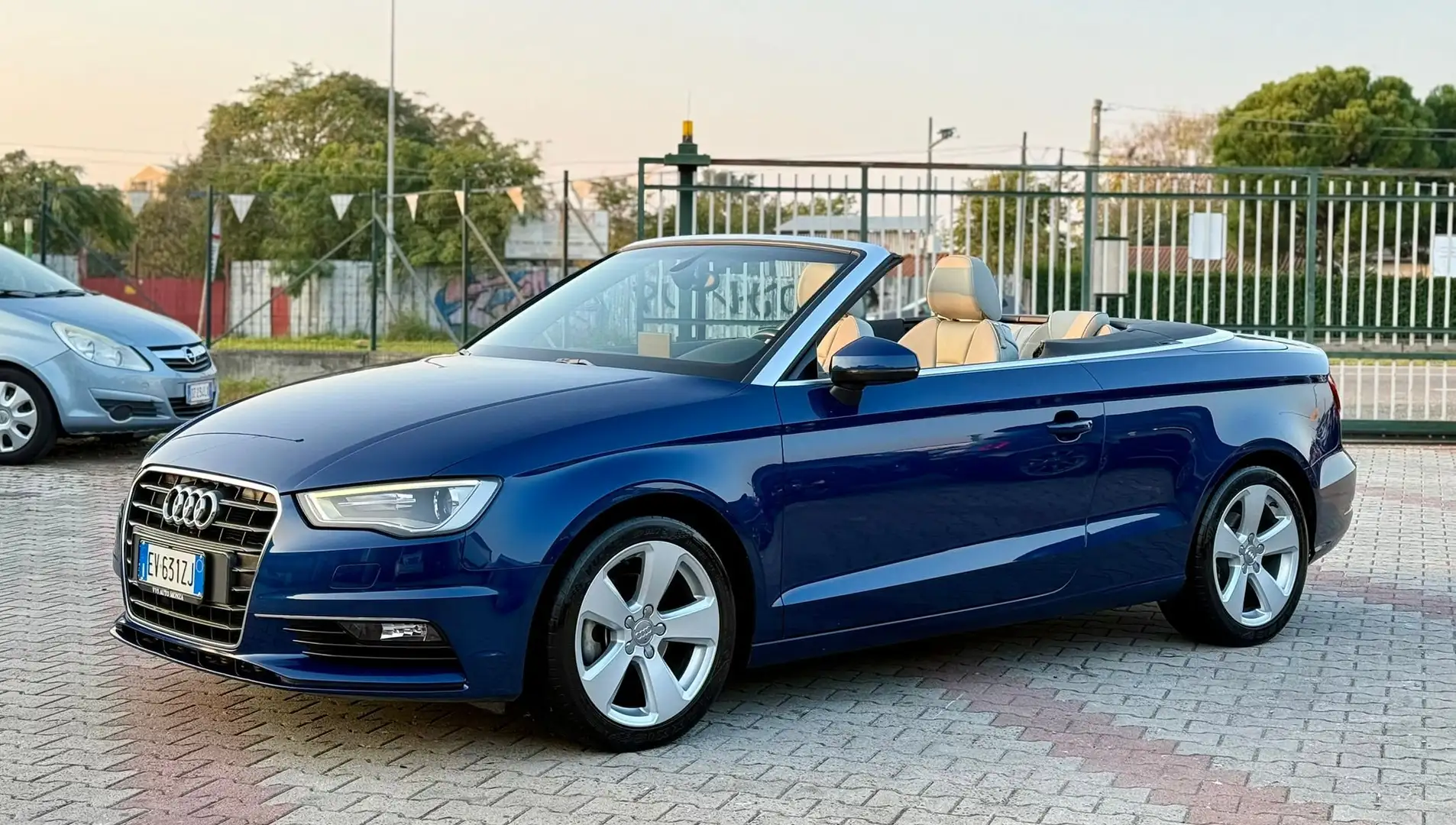 Audi A3 Cabrio 1.4 tfsi Ambition s-tronic Blu/Azzurro - 2