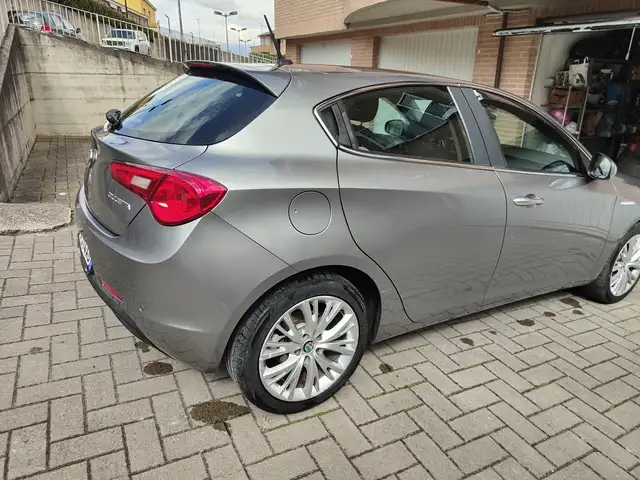 Alfa Romeo Giulietta