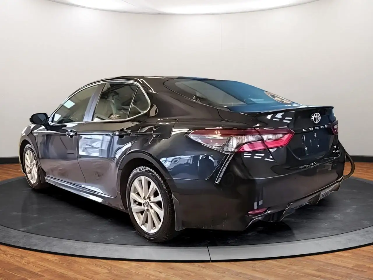 Toyota Camry снимка Toyota Camry