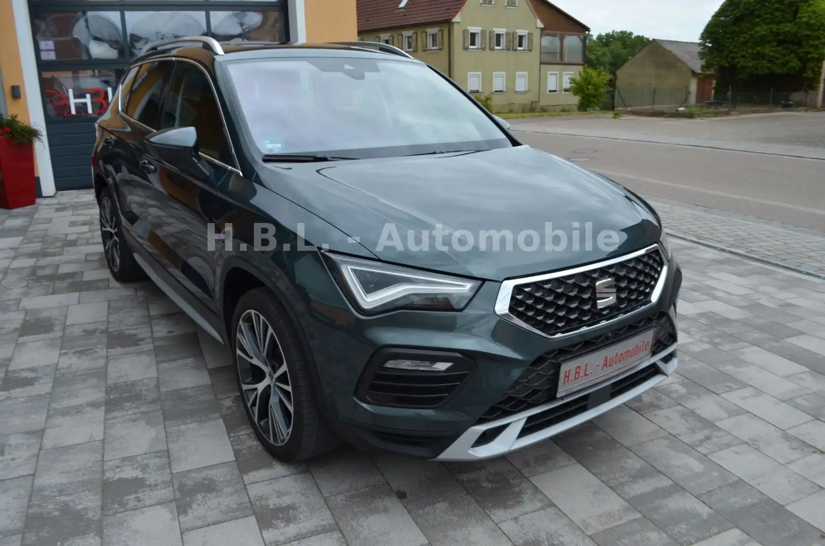 SEAT Ateca Xperience 4Drive DSG/1.Hd/Navi/360°-Kamera Grijs - 1
