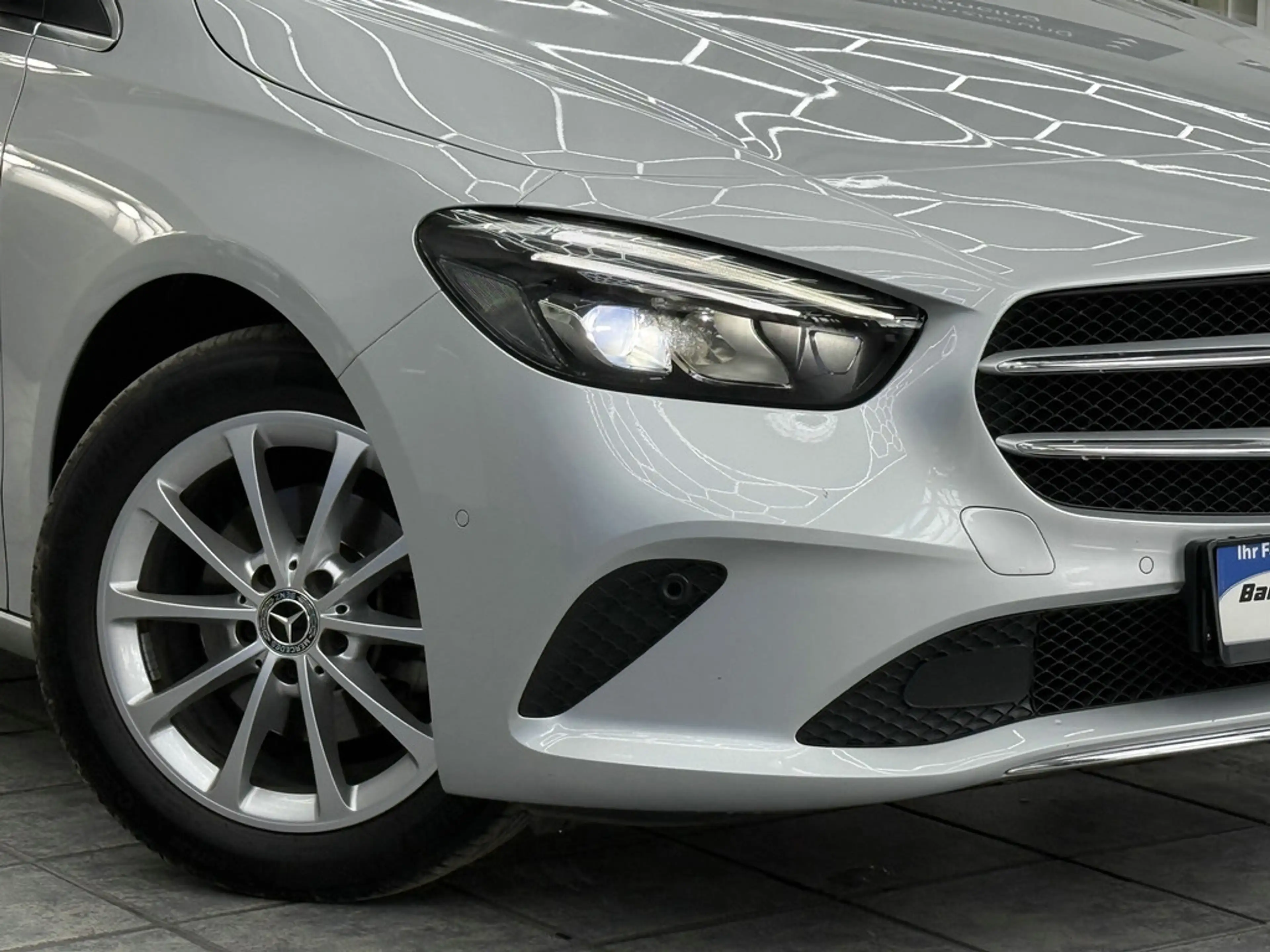 Mercedes-Benz B 180 Progressive, LED, Leder, Kamera, MBUX — photo 3