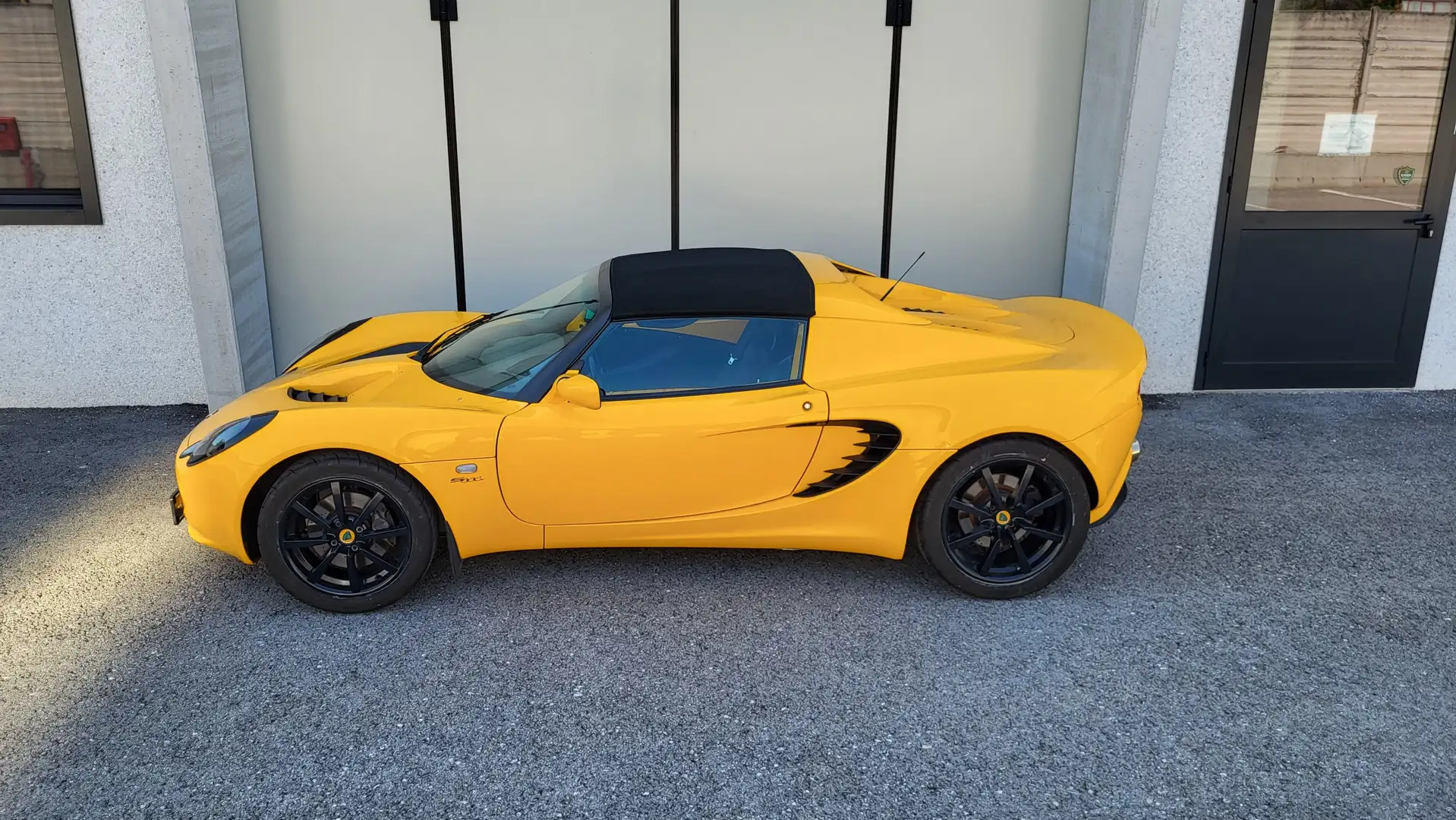 Lotus Elise 111S 160cv Jaune - 2