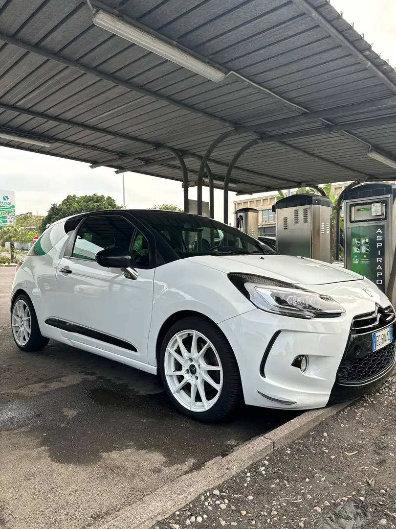 Citroen DS3 1.6 hdi Sport Chic 112cv - 2