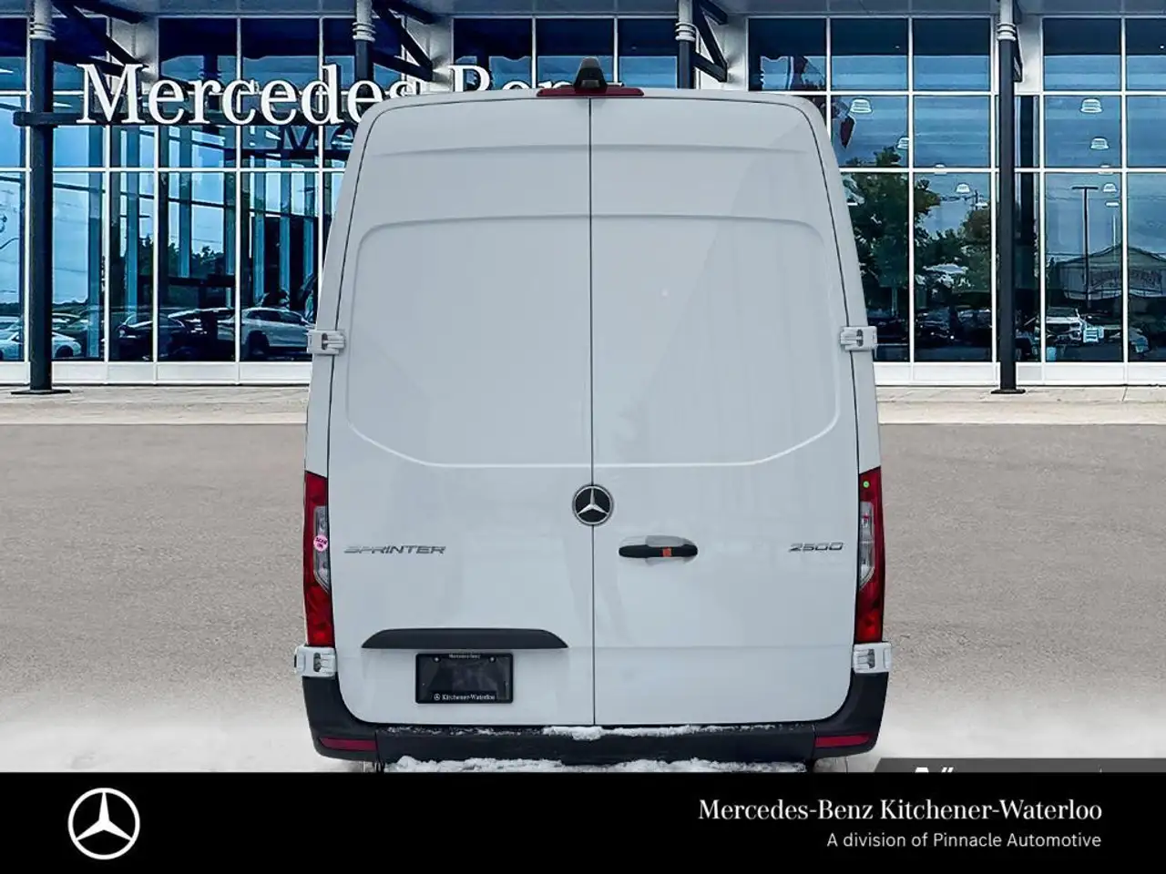 Mercedes-Benz Sprinter снимка Mercedes-Benz Sprinter