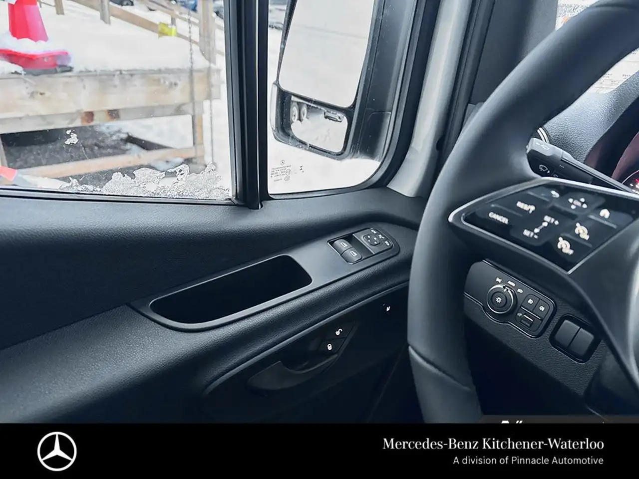 Mercedes-Benz Sprinter снимка Mercedes-Benz Sprinter