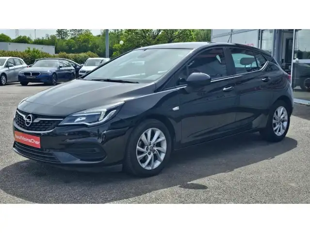 Opel Astra view 2