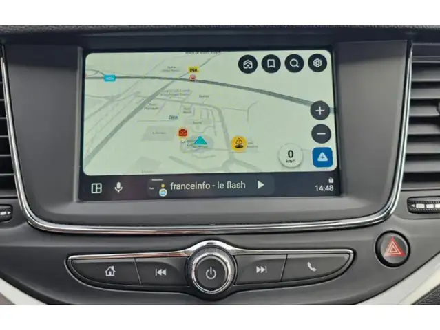 Opel Astra view 9