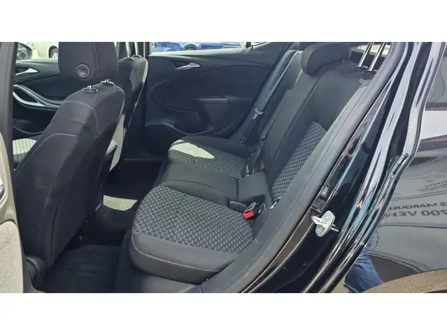 Opel Astra view 19