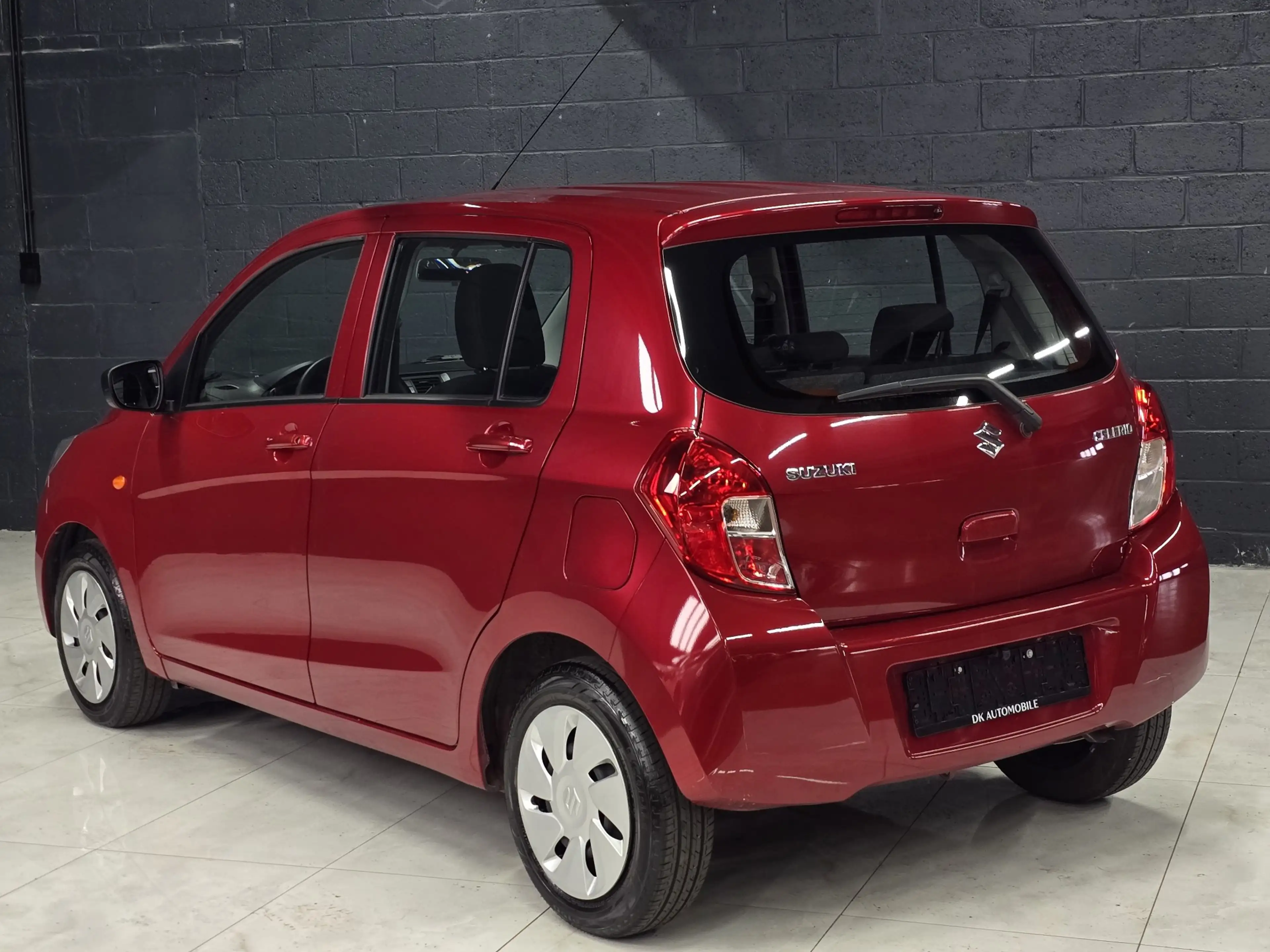 Suzuki Celerio 1.0i Airco * Camera * Suivi * Garantie * — photo 4
