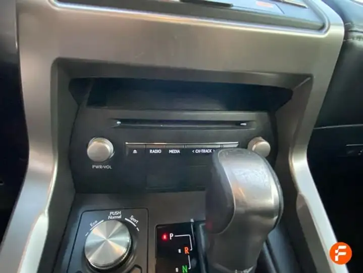 Lexus NX 300h BUSINESS 2WD 2020, foto 19