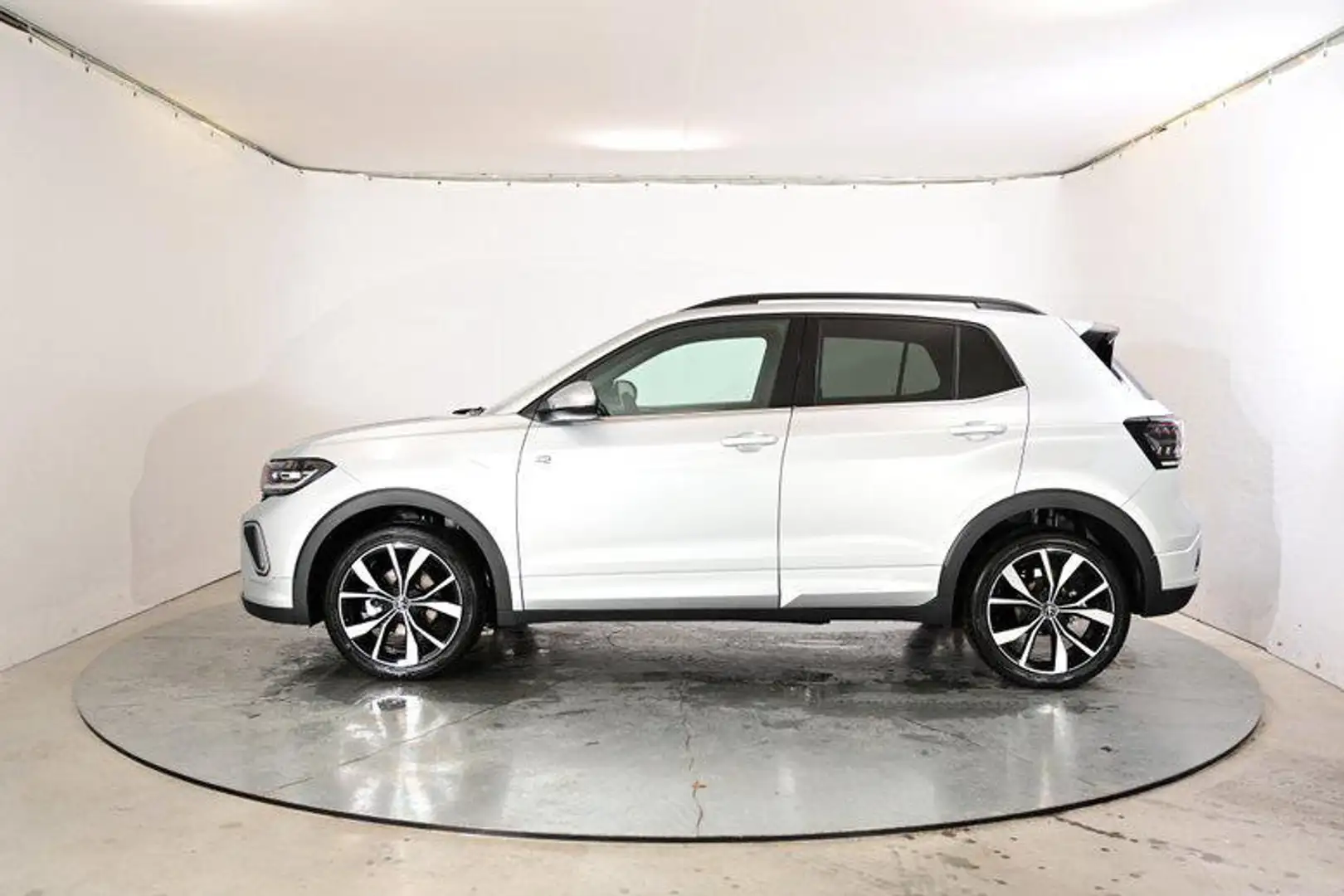 Volkswagen T-Cross R-Line Limited 1.5 TSI 7-Gang-DSG 110 kW (150 P... Silber - 2