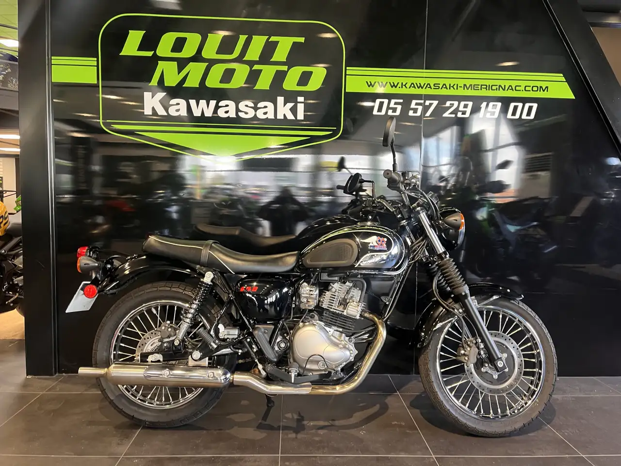 Kawasaki W 230