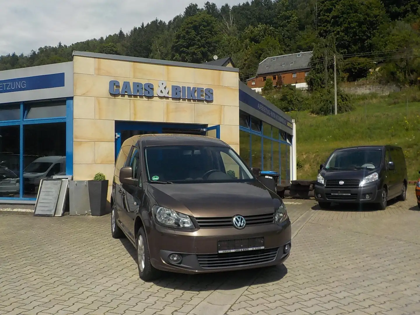 Volkswagen Caddy Trendline HU/AU NEU! Braun - 1