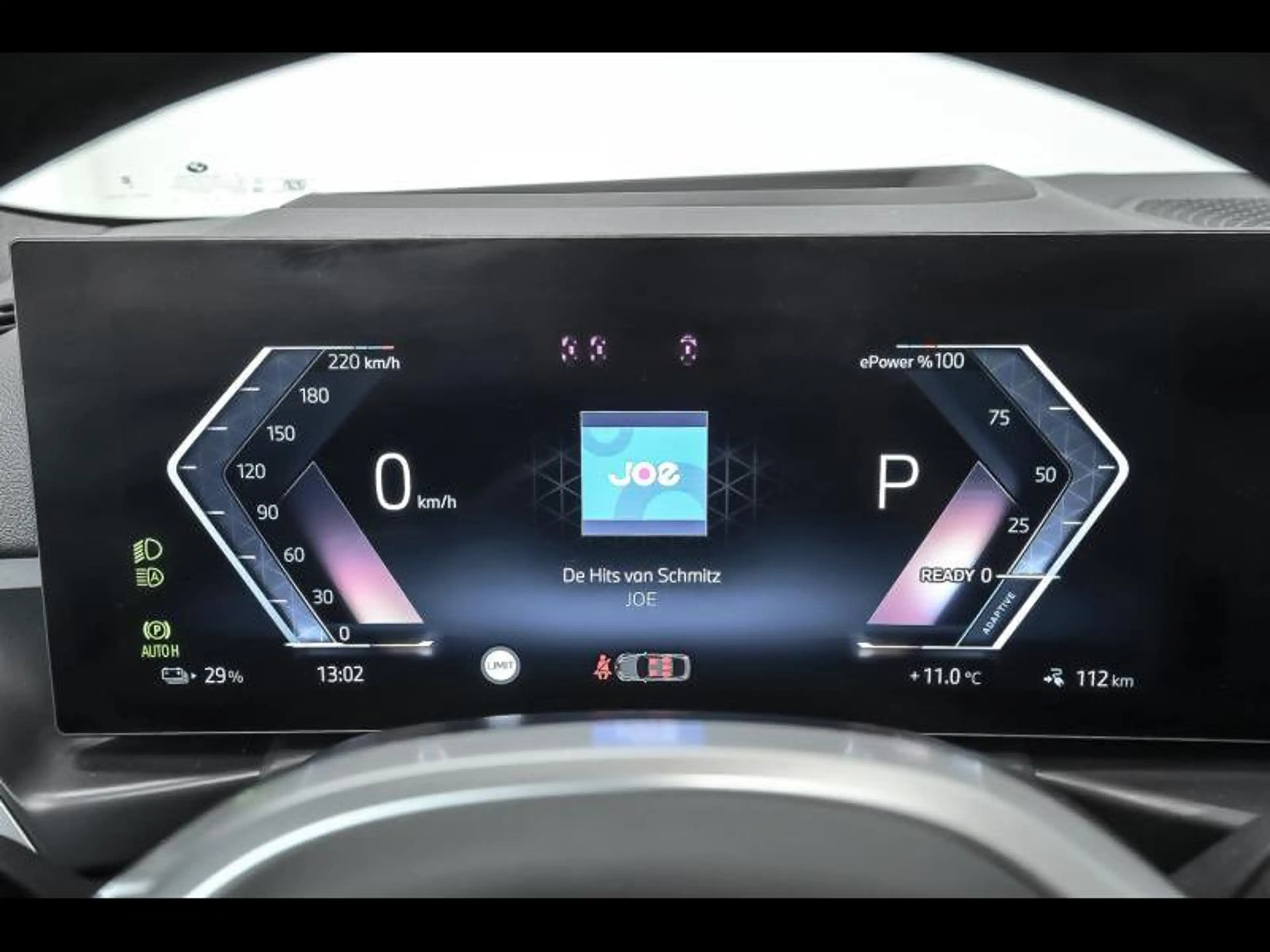 BMW i4 eDrive40 — photo 9