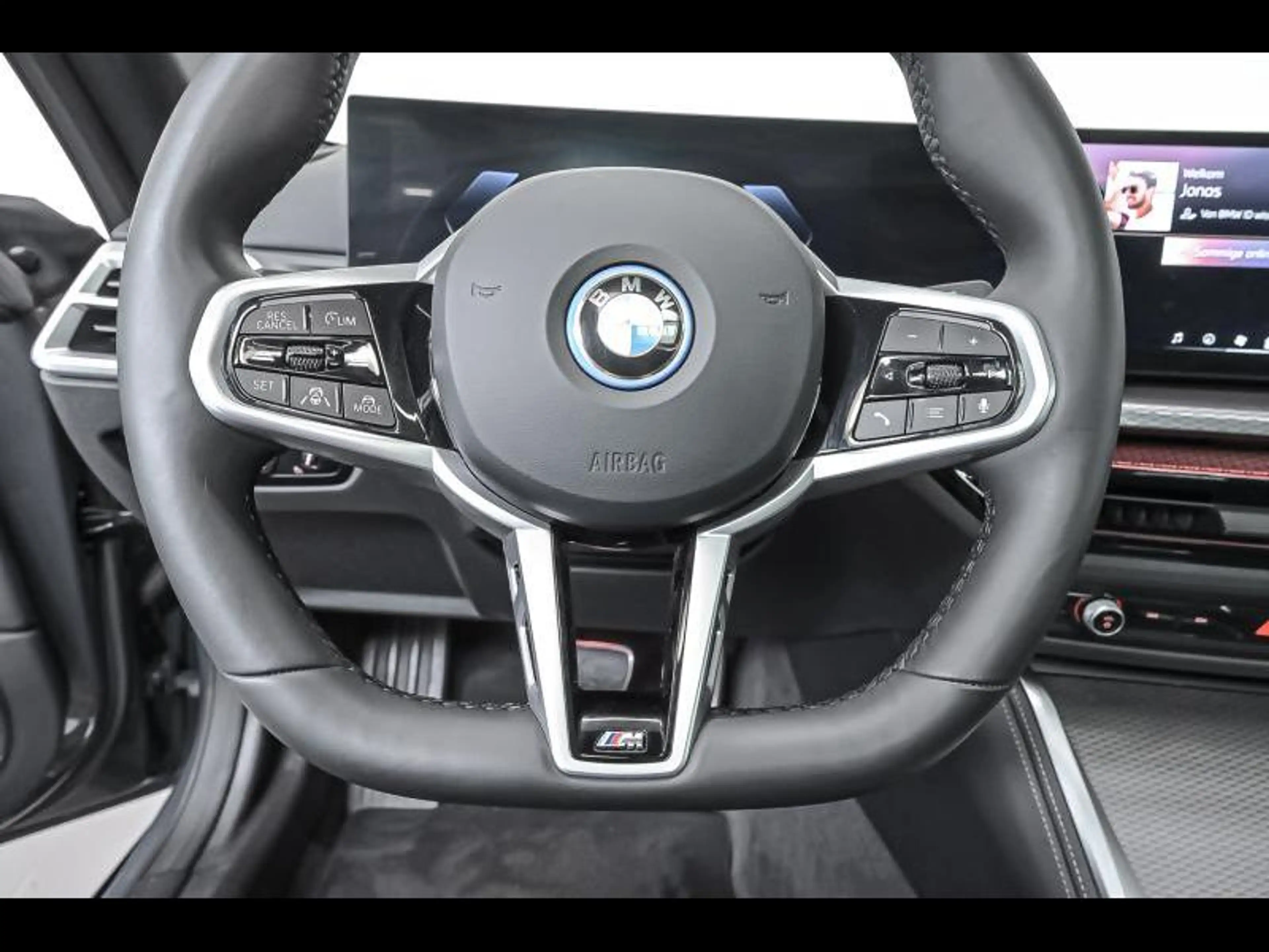 BMW i4 eDrive40 — photo 8