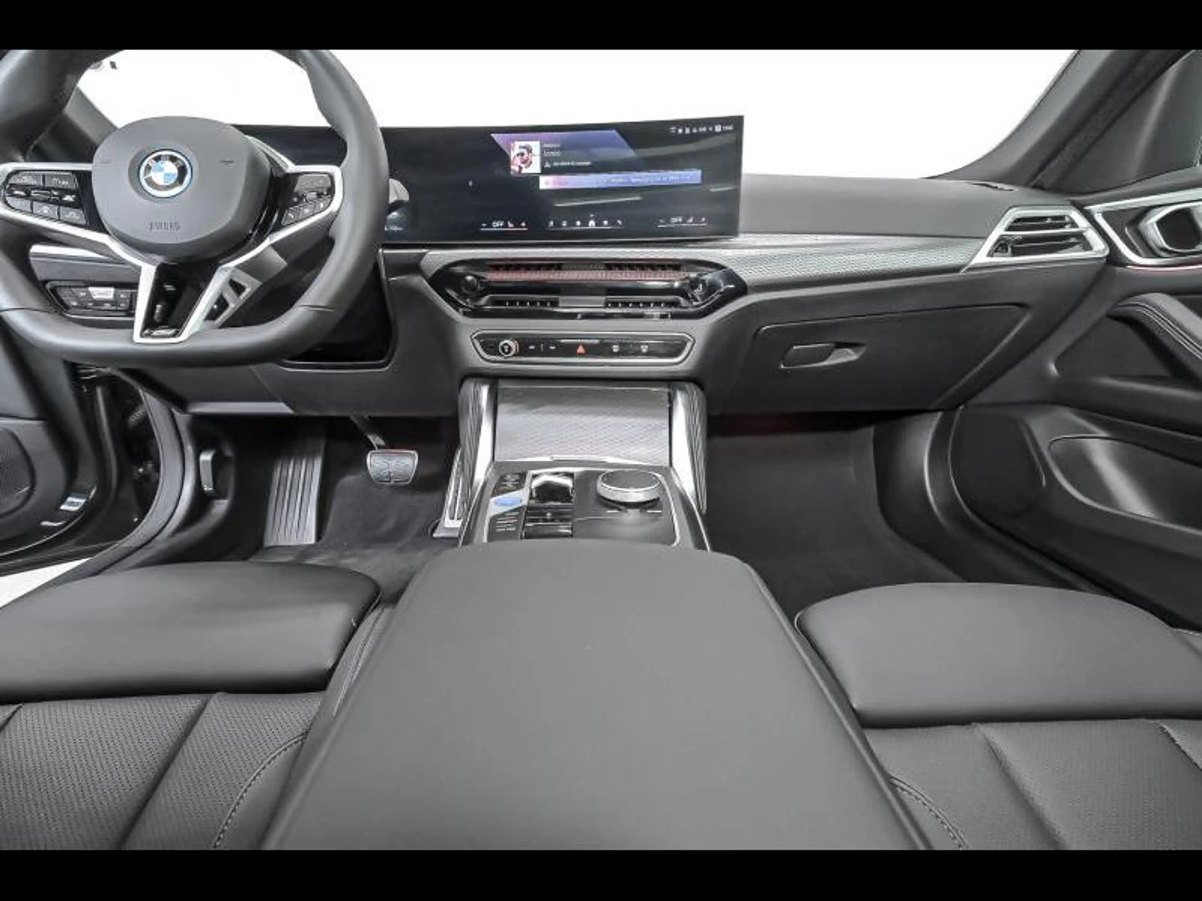 BMW i4 eDrive40 — photo 7