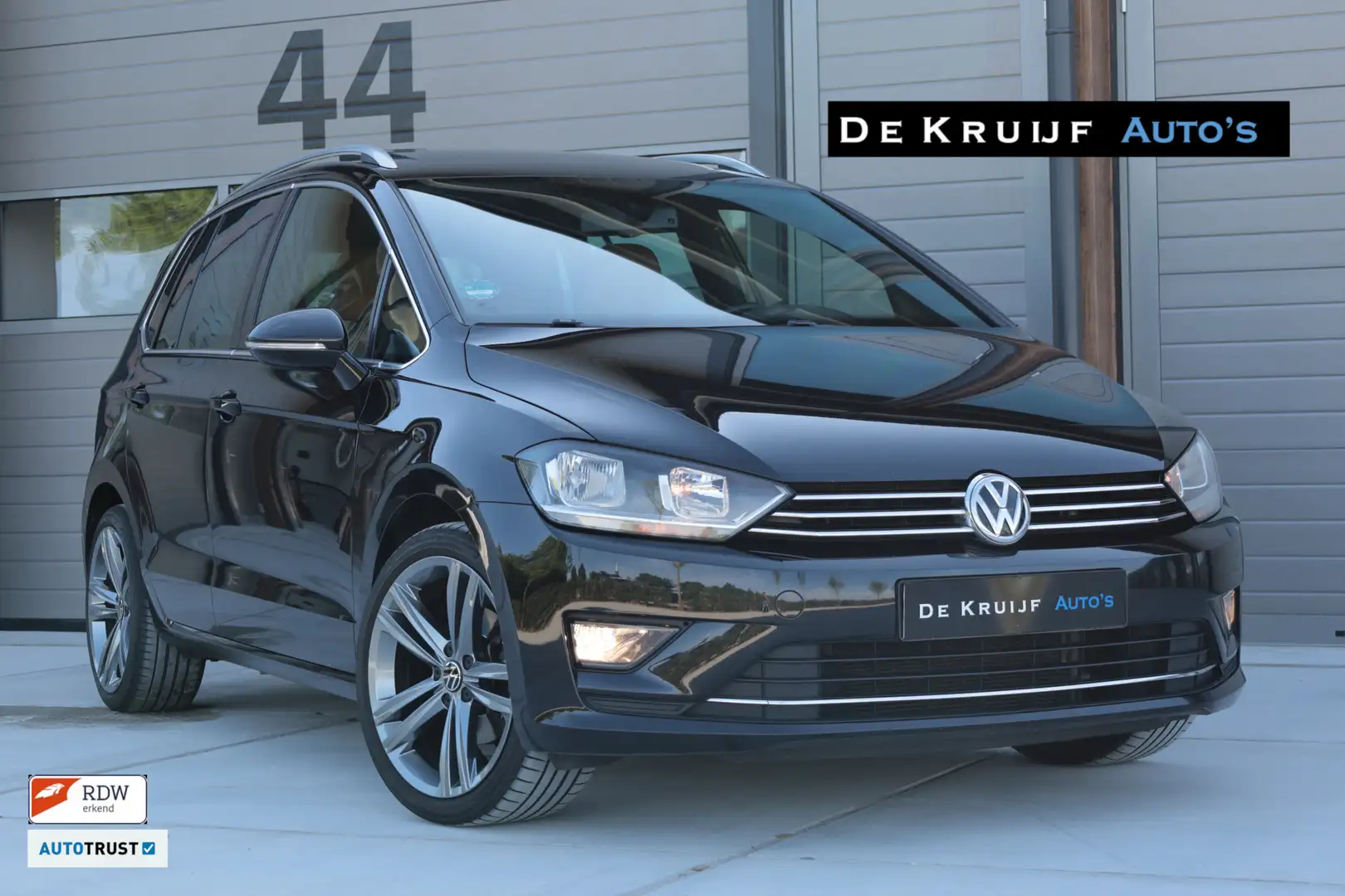 Volkswagen Golf Sportsvan 1.4 TSI Zwart - 1
