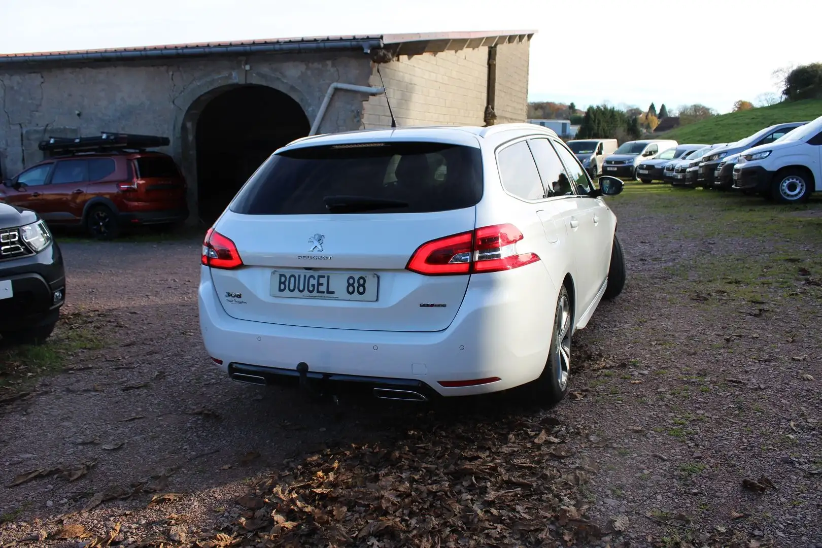 Peugeot 308 2L BLUEHDI 150 CV GT LINE EAT6 BOITE AUTO CAMÉRA TOIT PANO GPS USB RÉGULATEUR Blanco - 2