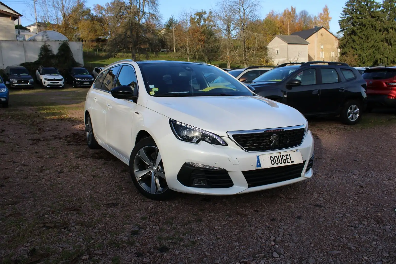 Peugeot 308 2L BLUEHDI 150 CV GT LINE EAT6 BOITE AUTO CAMÉRA TOIT PANO GPS USB RÉGULATEUR Blanco - 1