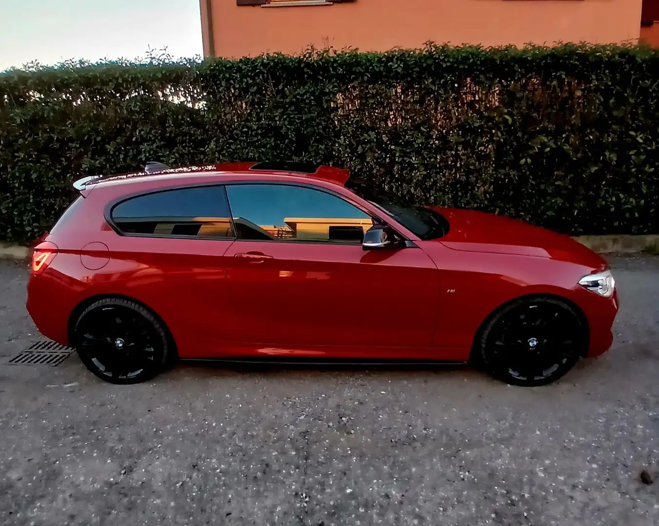 BMW 125 125i Msport 224cv 3p auto Rosso - 1
