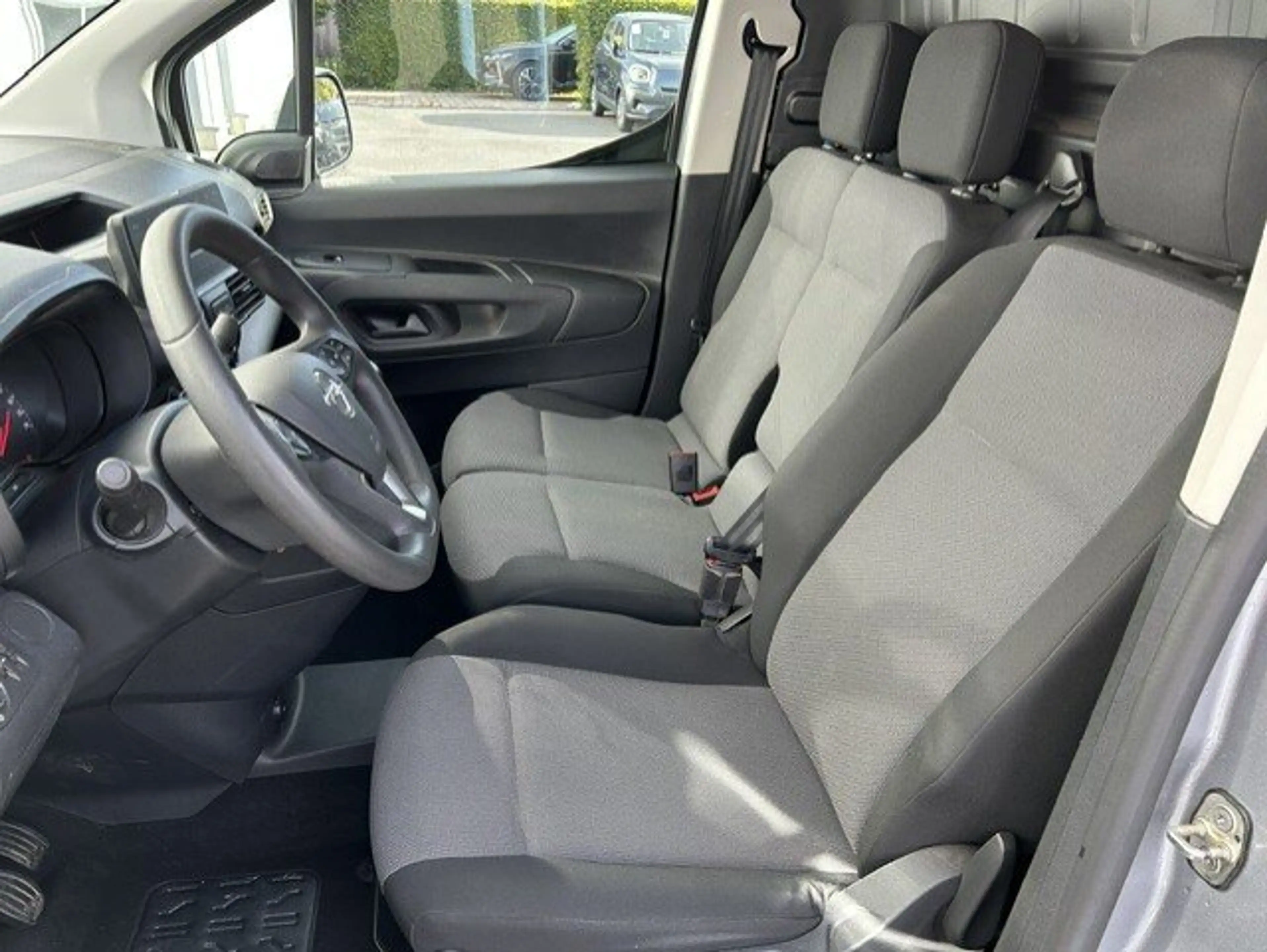 Opel Combo 1.6 TD Lengte 1 — photo 12