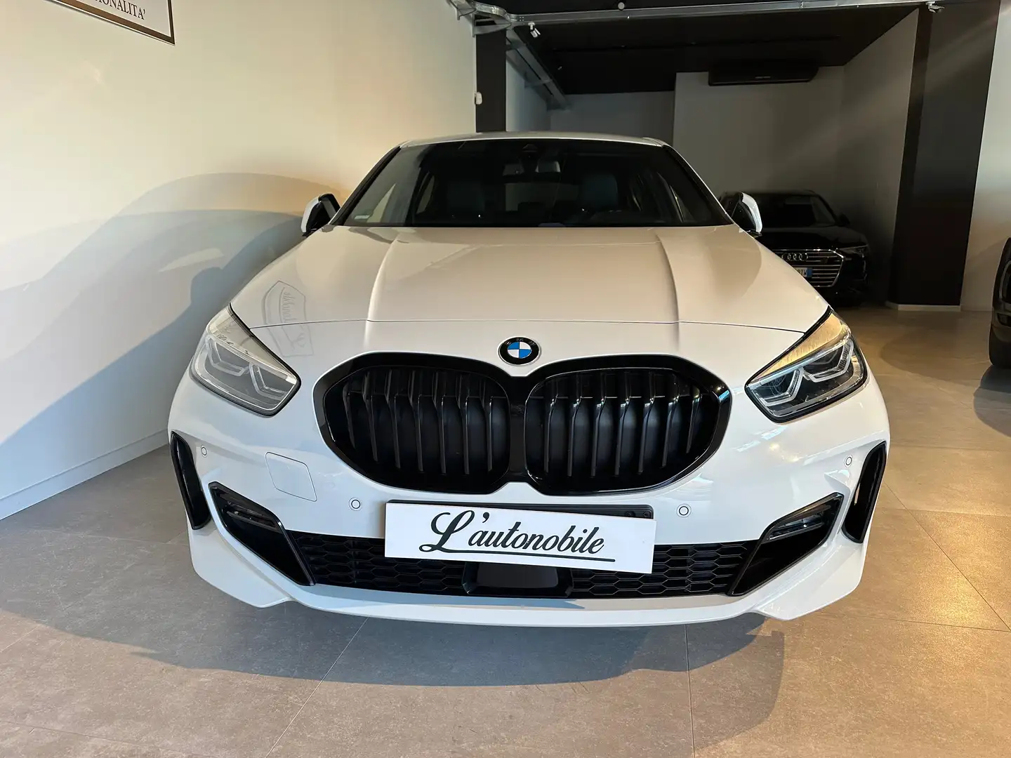 BMW 118 118i Msport 5p auto Bianco - 2