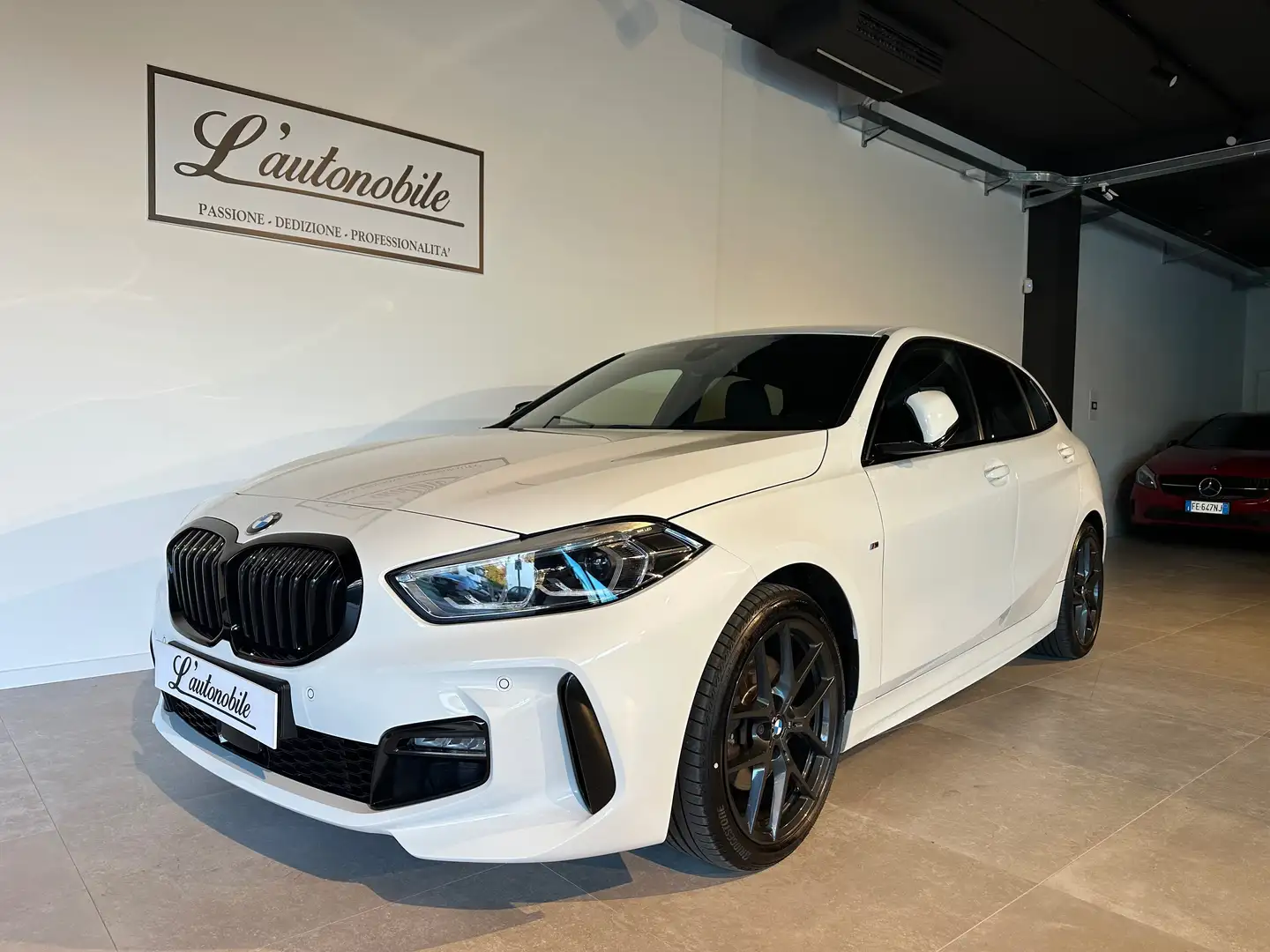 BMW 118 118i Msport 5p auto Bianco - 1