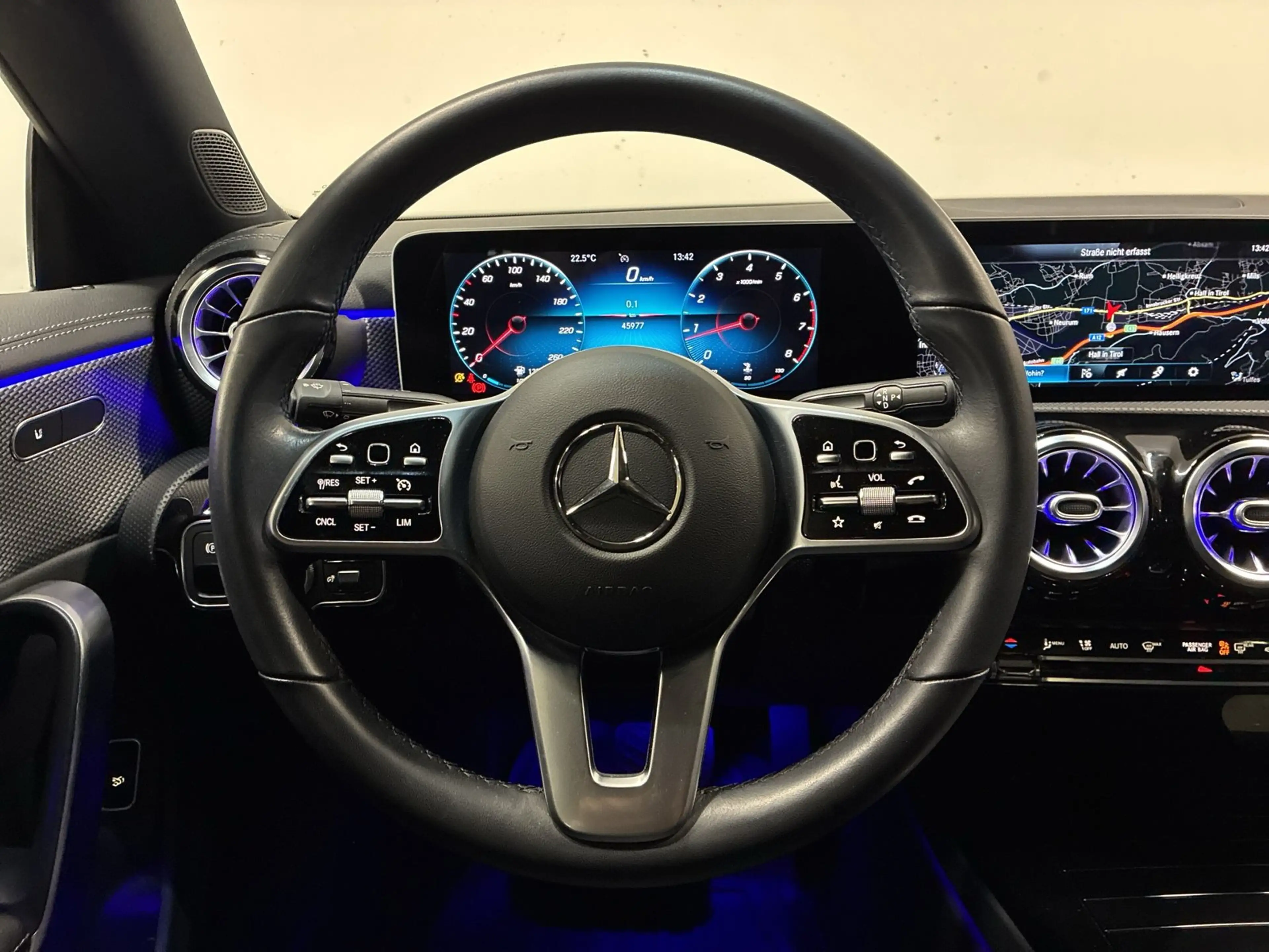 Mercedes-Benz CLA 220 4MATIC Coupé *Progressive Line II, 7G-DCT, LED-HPS — photo 9