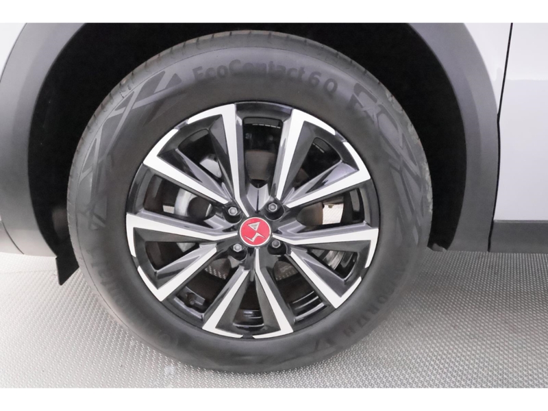 DS Automobiles DS 3 1.2PureTech 100 Performance Line+LED+CARPLAY — photo 14