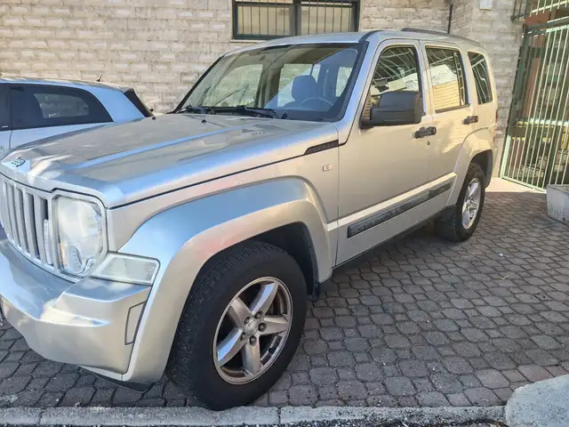 Jeep Cherokee 2.8 crd Limited dpf