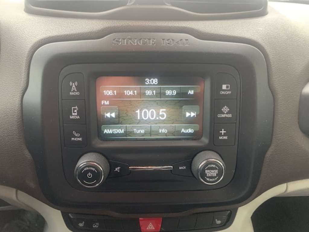 2015 Jeep Renegade North 4WD — снимка 1