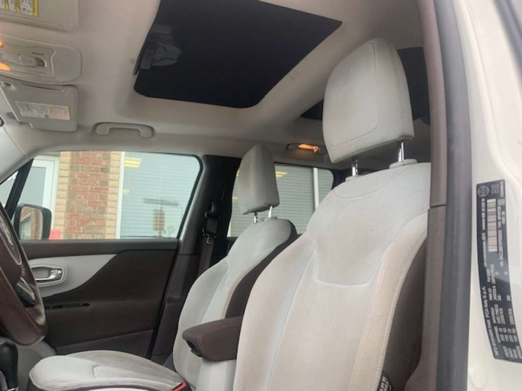 2015 Jeep Renegade North 4WD — снимка 1